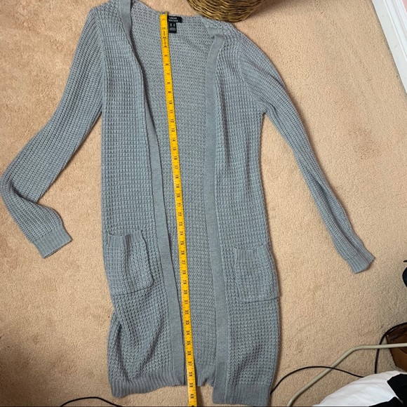 Cardigan Set of 2 - Picture 9 of 10